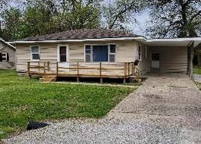 Property at 500 Davis St, Newton, IL 62448, 2 beds, 1 bath