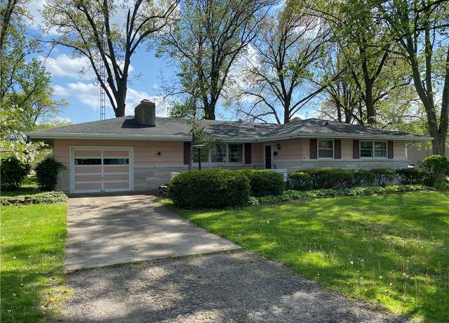 Property at 1800 10th St, Charleston, IL 61920, 3 beds, 2 baths