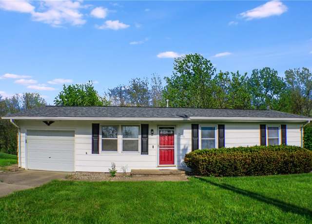 Property at 2321 Douglas St, Charleston, IL 61920, 3 beds, 1.5 baths
