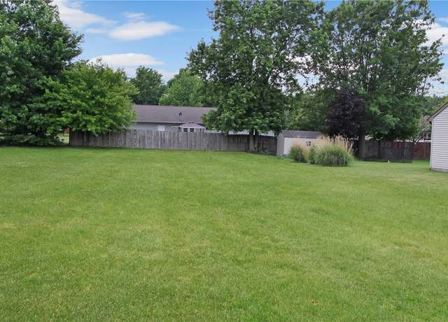 Property at Lot 43 Hawthorne Dr, Charleston, IL 61920