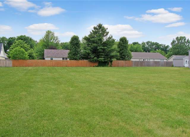 Property at Lot 49 Hawthorne Dr, Charleston, IL 61920