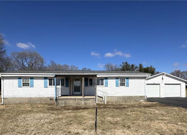 Property at 602 W Maple St, Cayuga, IN 47928, 3 beds, 2 baths