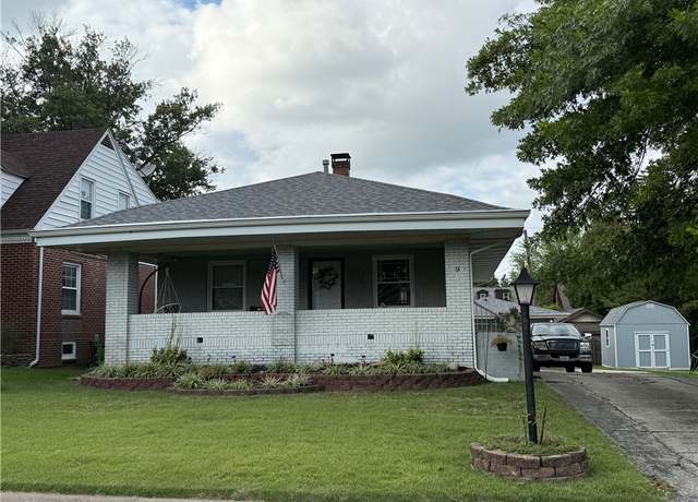 Property at 9 Dodge Ave, Danville, IL 61832, 4 beds, 2 baths