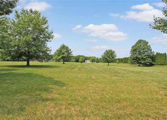 Property at 15 Chestnut Run, Mattoon, IL 61938