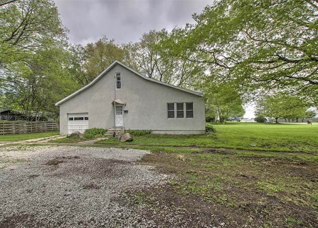 Property at 532 S Champaign St, Bement, IL 61813, 4 beds, 1.5 baths