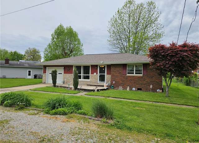 Property at 207 S Broadway St, Greenup, IL 62428, 2 beds, 1 bath