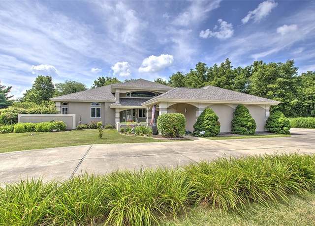 Property at 8299 Goodwin Cir, Dalton City, IL 61925, 4 beds, 3.5 baths