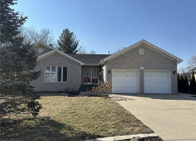 Property at 3724 Briarwood St, Danville, IL 61832, 3 beds, 2.5 baths