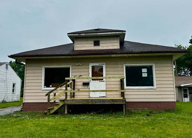 Property at 316 Plum St, Danville, IL 61832, 2 beds, 1 bath
