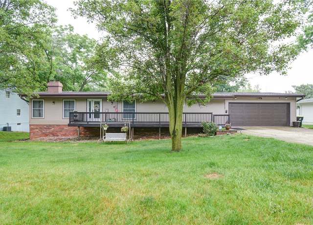 Property at 3119 E Fitzgerald Rd, Decatur, IL 62521, 4 beds, 3 baths