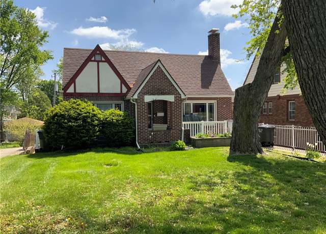 Property at 1905 N Vermilion St, Danville, IL 61832, 2 beds, 2 baths
