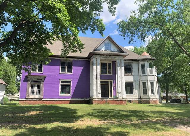Property at 112 Kitchell St, Pana, IL 62557
