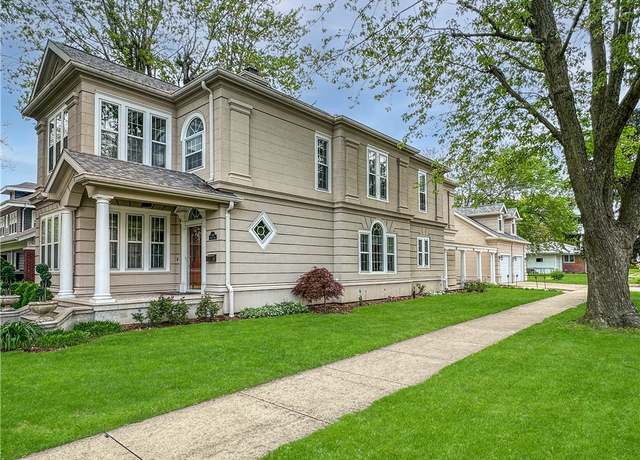 Property at 2400 Western Ave, Mattoon, IL 61938, 5 beds, 4 baths