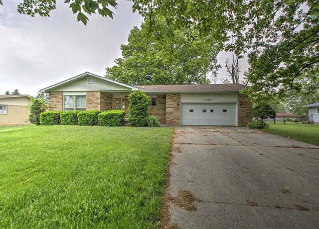 Property at 3103 N Oakland Ave, Decatur, IL 62526, 3 beds, 2.5 baths