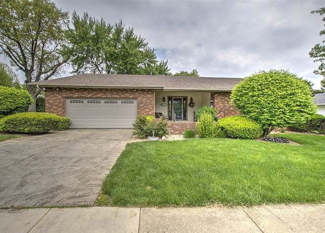 Property at 676 Wolf Rd, Decatur, IL 62526, 4 beds, 2.5 baths