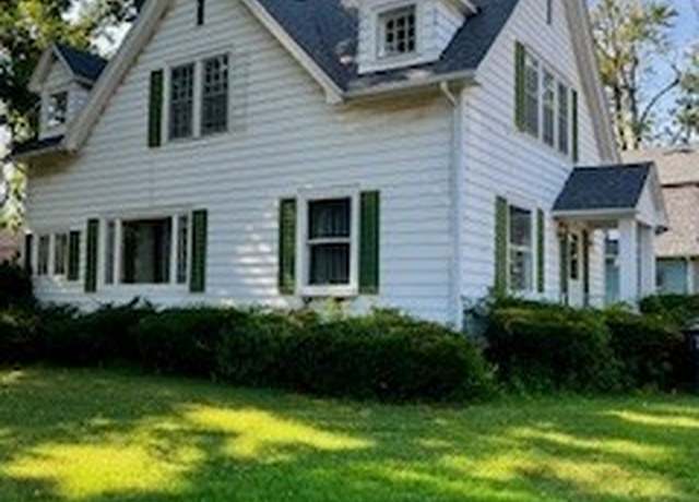 Property at 702 Chandler St, Danville, IL 61832, 3 beds, 1 bath