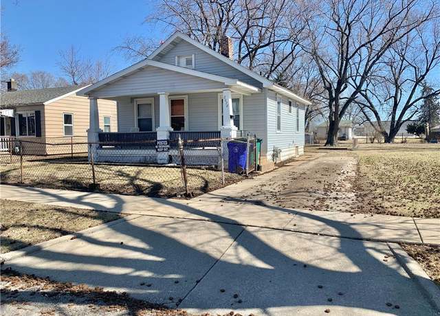 Property at 2078 N Charles St, Decatur, IL 62526, 2 beds, 1.5 baths