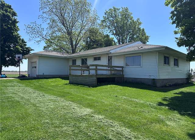 Property at 12822 N County Road 600e, Mattoon, IL 61938, 4 beds, 1.5 baths