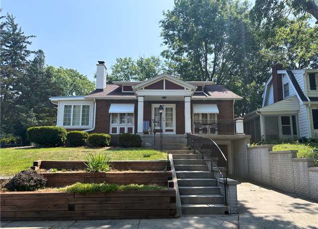 Property at 120 S Linden Ave, Decatur, IL 62522, 3 beds, 1.5 baths