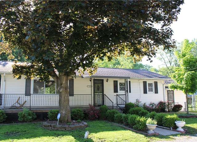 Property at 120 E Walnut St, Cowden, IL 62422, 2 beds, 2 baths