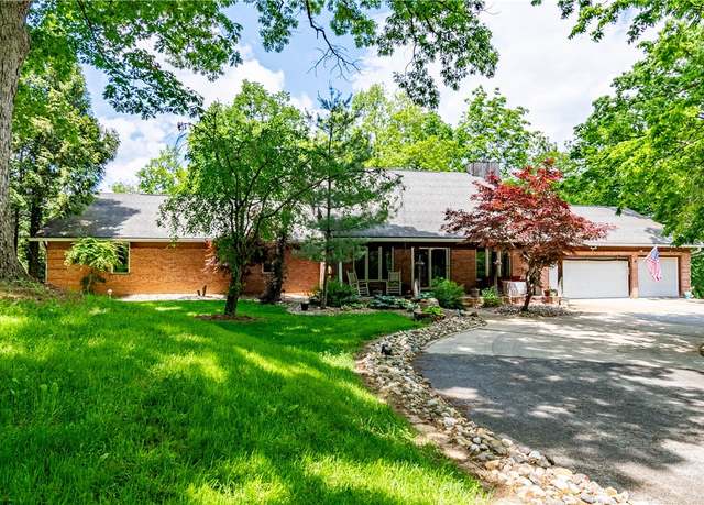 Property at 5353 E Reas Bridge Rd, Decatur, IL 62521, 5 beds, 3.5 baths