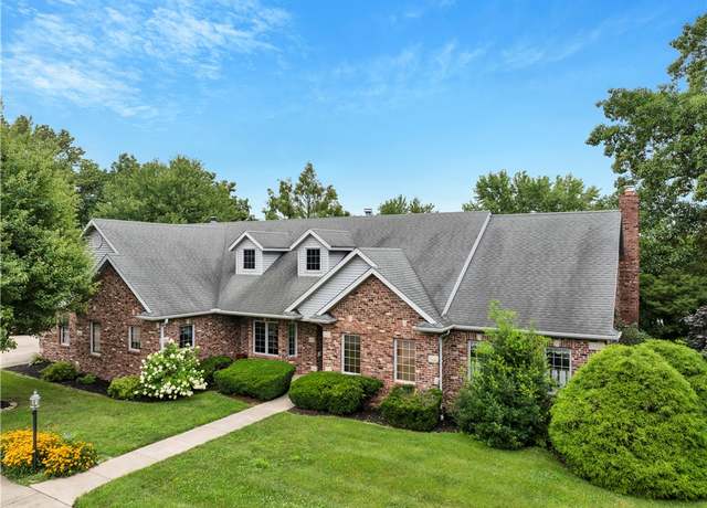 Property at 11284 E Lincolnshire Ln, Effingham, IL 62401, 4 beds, 3.5 baths