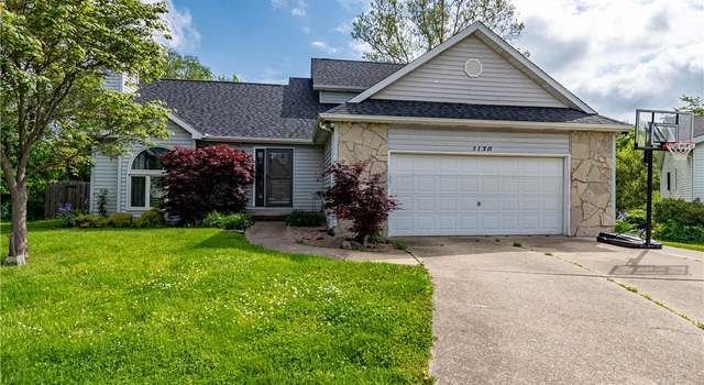Photo of 1130 Pineview Ct, Decatur, IL 62526