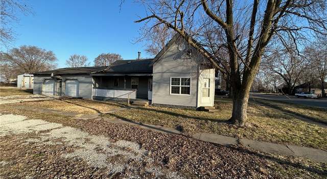Photo of 100 W Adams St, Atwood, IL 61913