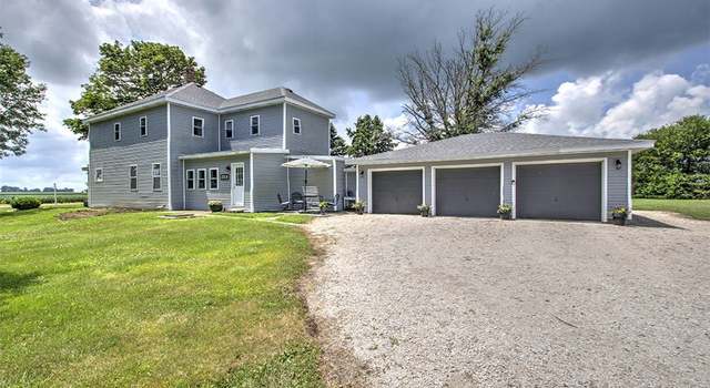 Photo of 37 Coast Rd, Maroa, IL 61756