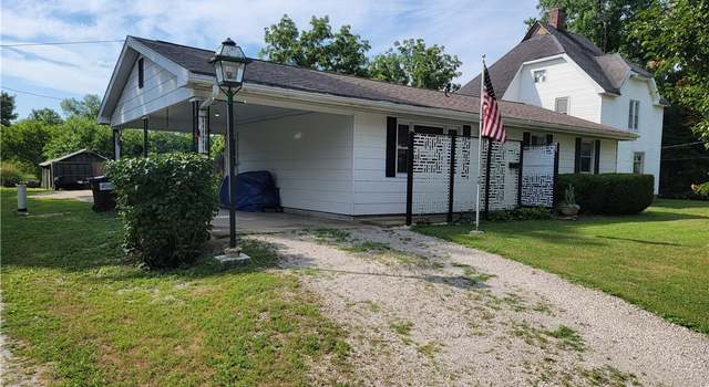 Photo of 517 W Union St, Nokomis, IL 62075