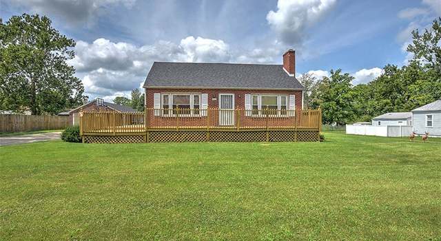 Photo of 1865 N Summit Ave, Decatur, IL 62526