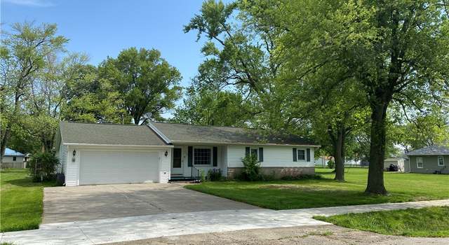 Photo of 650 E 6th St, Neoga, IL 62447
