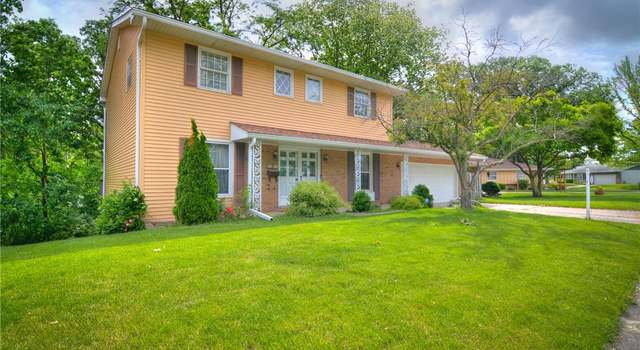 Photo of 2290 N Kenwood Ct, Decatur, IL 62526