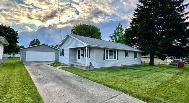 Photo of 705 Hannah Ave, Paris, IL 61944