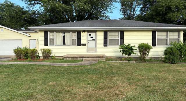 Photo of 3829 Macarthur Rd, Decatur, IL 62526