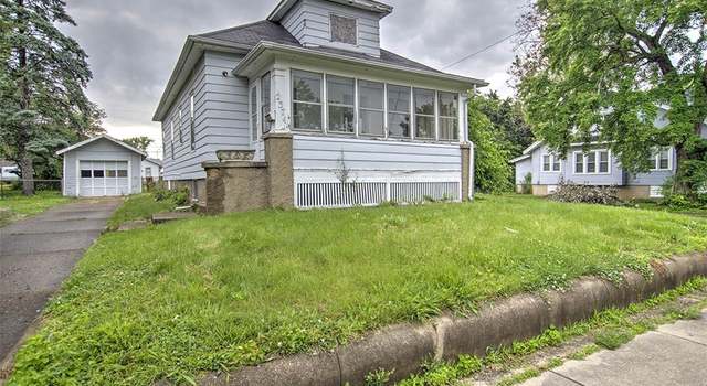 Photo of 2374 E William St, Decatur, IL 62521