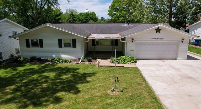 Photo of 2404 Cedar Ct, Danville, IL 61832