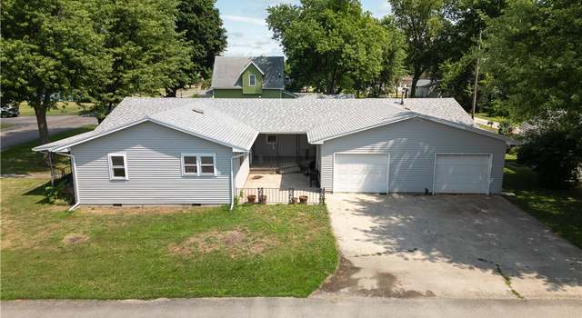 Photo of 910 Glendale Ave, Tilton, IL 61833