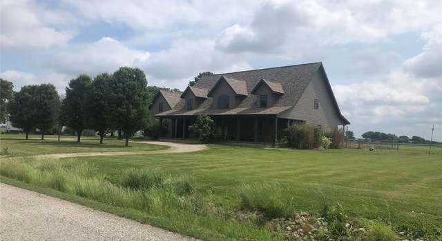 Photo of 584 2700 East Rd, Stewardson, IL 62463