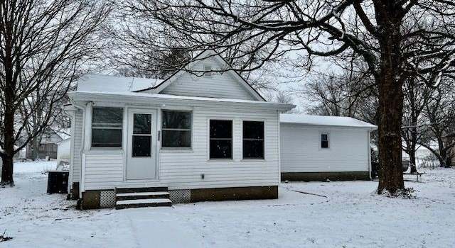 Photo of 106 Logan St, Potomac, IL 61865
