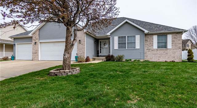 Photo of 450 Phillip Cir, Forsyth, IL 62535