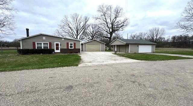 Photo of 9782 Camp Drake Rd, Fairmount, IL 61841