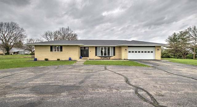 Photo of 398 State Highway 121, Bethany, IL 61914