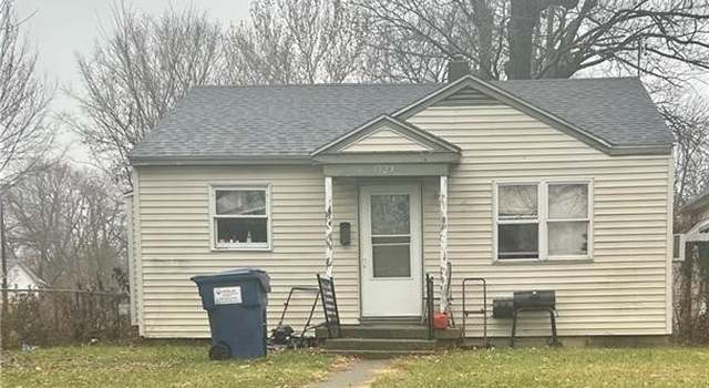 Photo of 1923 N Church St, Decatur, IL 62526