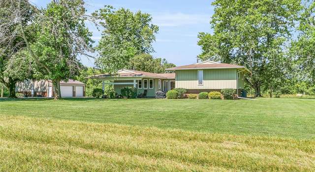 Photo of 1283 N 1400 East Rd, Shelbyville, IL 62565