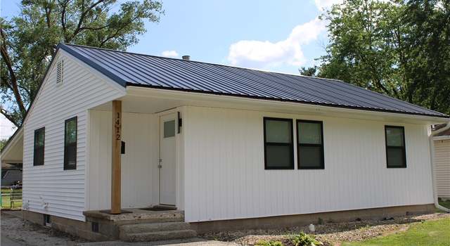 Photo of 1412 W South 3rd St, Shelbyville, IL 62565