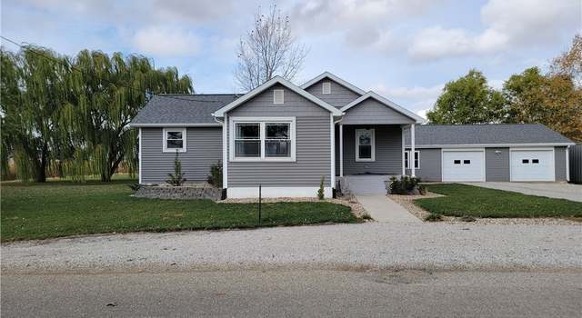 Photo of 301 E Elm St, Cowden, IL 62422