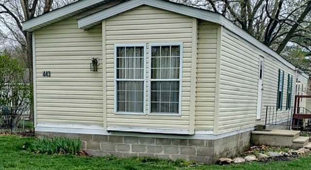 Photo of 443 N Washington St, Cerro Gordo, IL 61818
