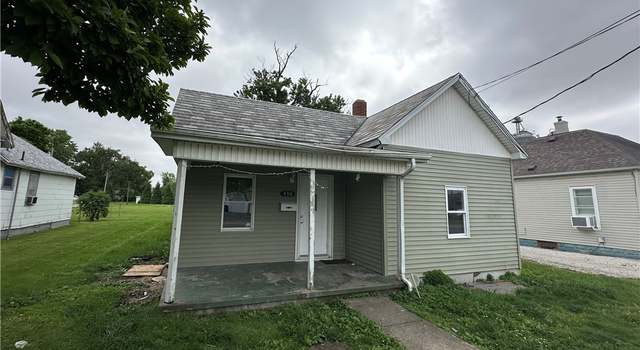 Photo of 430 W Carroll St, Paris, IL 61944