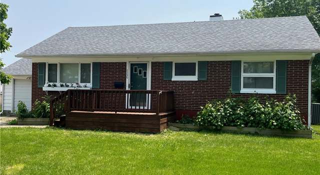 Photo of 1150 Buchanan Ave, Charleston, IL 61920